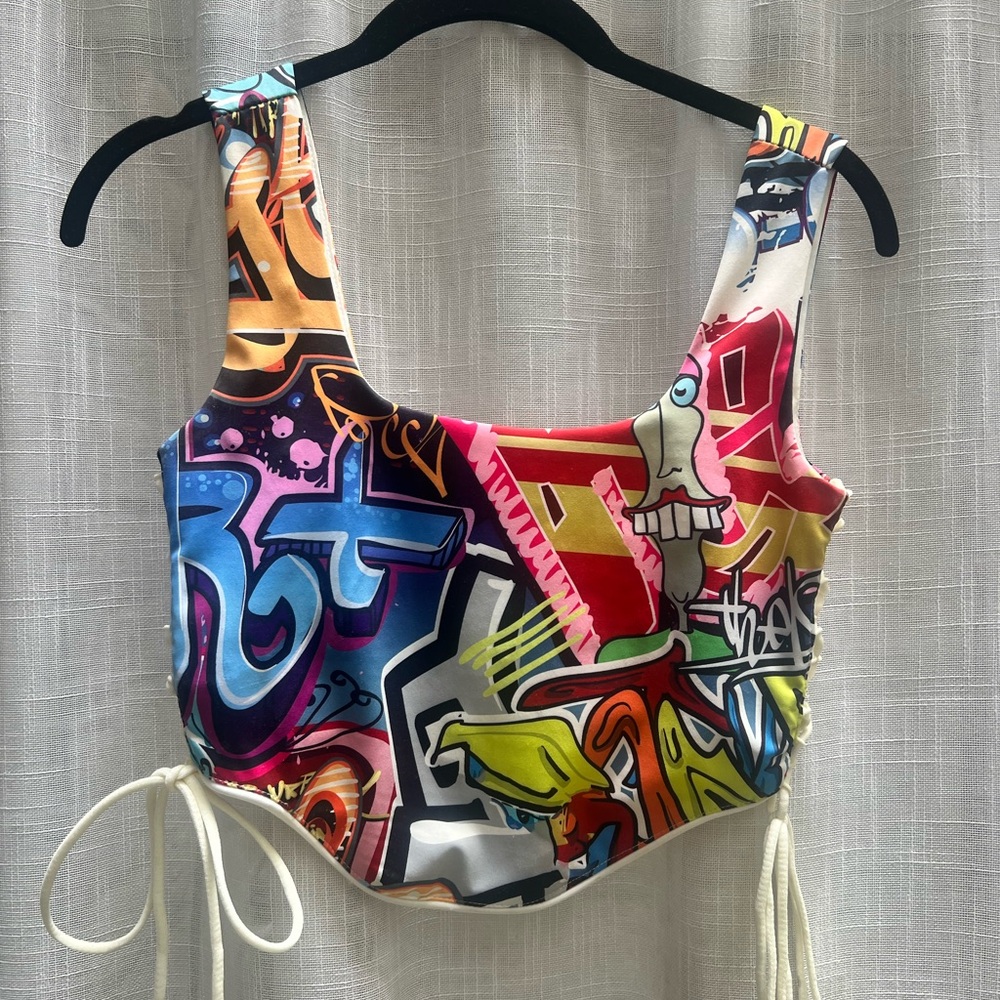 AKIRA Multicolor Graffiti Print Crop Top